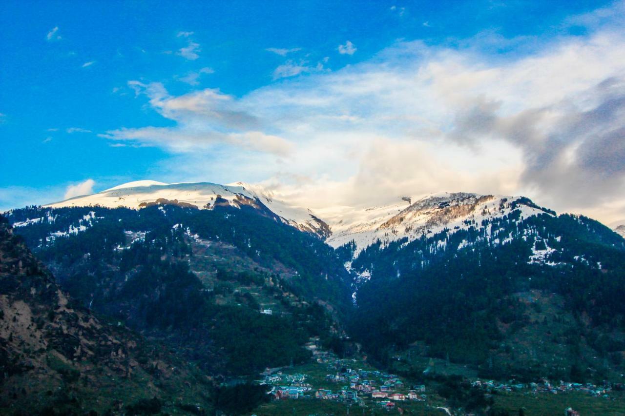 Highq Manali Hotel Esterno foto